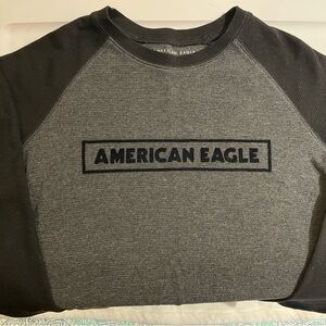 American Eagle Black and Gray Waffle Knit Shirt
